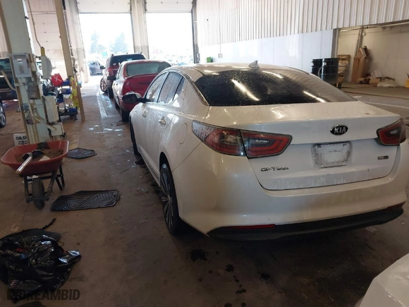 2014 Kia Optima Hybrid LX with VIN KNAGM4AD1E5062669, listed as a IAAI auction lot 41260952 with 0 mi miles. Bid and sale history available at carsss.com. Image 3.