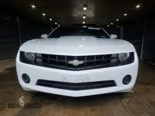 2011 Chevrolet Camaro 1LS z VIN 2G1FE1ED5B9160776, wystawiony jako Copart lot #58807785 z przebiegiem 103 477 mil mil oraz Czysty tytuł • Clean title. Historia ofert i sprzedaży dostępna na DreamBid. Obrazek 5.