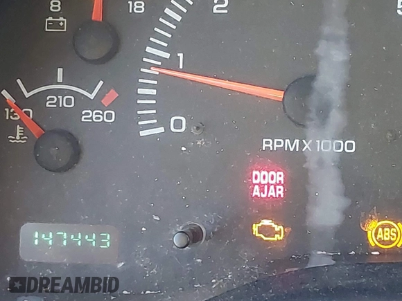 2000 Dodge Dakota Sport with VIN 1B7GG22N6YS690223, listed as a IAAI auction lot 41244256 with 147,443 mi miles. Bid and sale history available at carsss.com. Image 15.