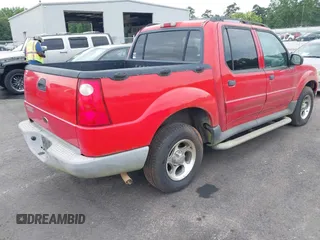 2005 Ford Explorer Sport Trac XLS z VIN 1FMZU67K75UA17668, wystawiony jako IAAI lot #42496291 z przebiegiem 246 269 mil mil oraz . Historia ofert i sprzedaży dostępna na DreamBid. Obrazek 4.