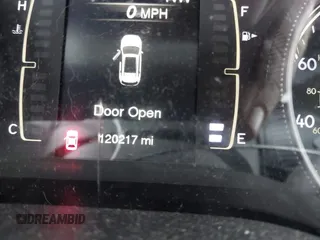 2017 Jeep Cherokee Sport with VIN 1C4PJMAB0HW567739, listed as a IAAI auction lot 41381622 with 120,217 mi miles. Bid and sale history available at carsss.com. Image 15.
