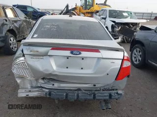 2010 Ford Fusion SE with VIN 3FAHP0HA3AR169366, listed as a IAAI auction lot 41921424 with 189,799 mi miles. Bid and sale history available at carsss.com. Image 17.
