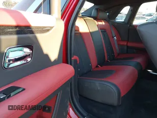2021 Rolls-Royce Ghost z VIN SCATV0C04MU206342, wystawiony jako IAAI lot #41038269 z przebiegiem 15 298 mil mil oraz . Historia ofert i sprzedaży dostępna na DreamBid. Obrazek 8.