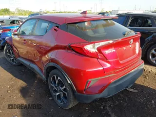 2018 Toyota C-HR XLE with VIN NMTKHMBX5JR008661, listed as a IAAI auction lot 42105871 with 52,306 mi miles. Bid and sale history available at carsss.com. Image 3.