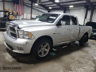 2009 Dodge Ram 1500 ST with VIN 1D3HB18T89S780694, listed as a Copart auction lot 82436214 with 152,727 mi miles and Salvage Title. Bid and sale history available at carsss.com. Image 1.