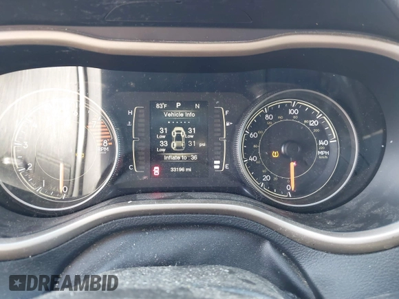 2016 Jeep Cherokee Latitude z VIN 1C4PJMCS1GW242738, wystawiony jako IAAI lot #40765174 z przebiegiem 33 196 mil mil oraz . Historia ofert i sprzedaży dostępna na DreamBid. Obrazek 7.