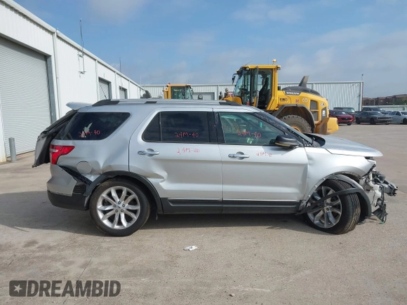 2011 Ford Explorer XLT с VIN 1FMHK7D83BGA50421, выставлен на аукционе IAAI как лот 41110558 с пробегом 206 329 миль миль и . История ставок и продаж доступна на DreamBid. Изображение 13.