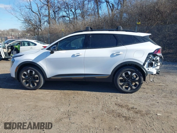 2024 Kia Sportage X-Line with VIN 5XYK6CDF6RG223500, listed as a IAAI auction lot 41641871 with 2,618 mi miles and . Bid and sale history available at carsss.com. Image 15.