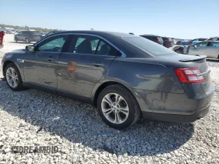 2017 Ford Taurus SEL z VIN 1FAHP2E85HG130308, wystawiony jako Copart lot #56376635 z przebiegiem 123 985 mil mil oraz Czysty tytuł • Clean title. Historia ofert i sprzedaży dostępna na DreamBid. Obrazek 2.