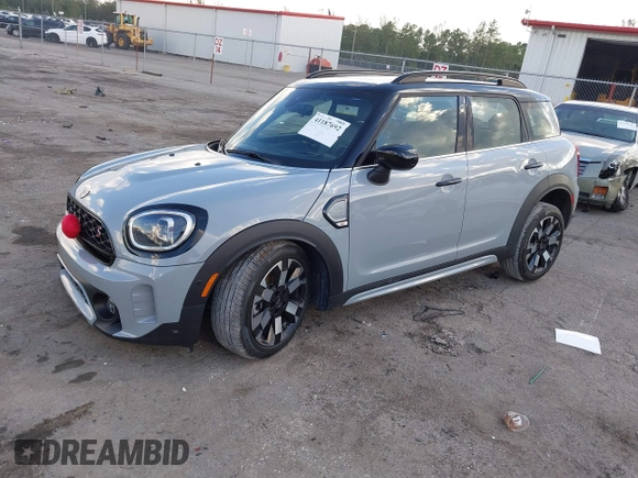 2024 MINI Countryman Cooper S with VIN WMZ53BR01R3R51959, listed as a IAAI auction lot 41187692 with 7,177 mi miles and . Bid and sale history available at DreamBid. Image 18.
