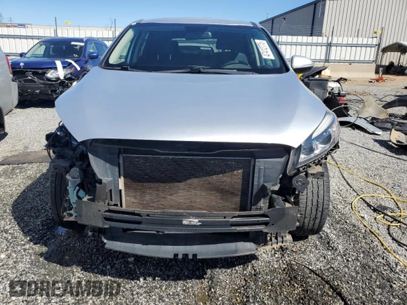 2018 Kia Sorento L with VIN 5XYPG4A39JG413878, listed as a Copart auction lot 47412775 with 127,608 mi miles and Salvage Title. Bid and sale history available at carsss.com. Image 5.