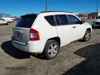 2007 Jeep Compass Sport with VIN 1J8FT47W37D416252, listed as a IAAI auction lot 41640700 with 358,129 mi miles. Bid and sale history available at carsss.com. Image 4.