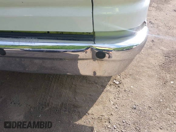 2011 Ford Econoline Passenger XL с VIN 1FBNE3BL3BDA61357, выставлен на аукционе IAAI как лот 39828147 с пробегом 106 810 миль миль и . История ставок и продаж доступна на DreamBid. Изображение 15.
