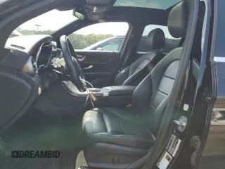 2020 Mercedes-Benz GLC 300 with VIN W1N0G8EB5LF803305, listed as a Copart auction lot 61945845 with 80,086 mi miles and Salvage title. Bid and sale history available at DreamBid. Image 7.
