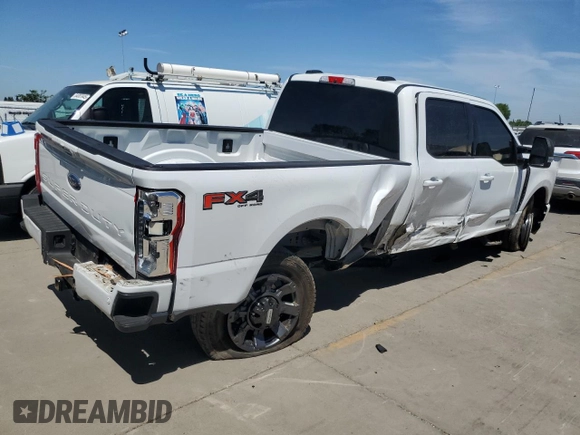 2023 Ford F-250 XL z VIN 1FT8W2BT5PEE05143, wystawiony jako Copart lot #56432335 z przebiegiem 20 742 mil mil oraz Szkoda całkowita • Salvage title. Historia ofert i sprzedaży dostępna na DreamBid. Obrazek 3.