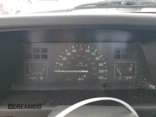 1994 Mitsubishi Mighty Max z VIN JA7LS21GXRP013712, wystawiony jako Copart lot #44893085 z przebiegiem 287 441 mil mil oraz Szkody całkowita. Historia ofert i sprzedaży dostępna na DreamBid. Obrazek 9.