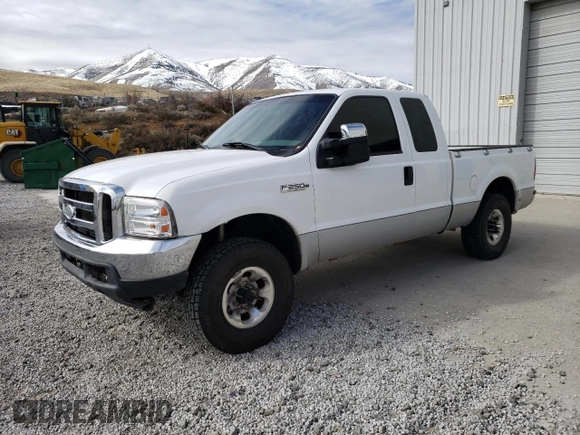 2003 Ford Super Duty F-250 XL with VIN 1FTNX21P23ED47832, listed as a Copart auction lot 47049375 with 291,015 mi miles and Salvage Title. Bid and sale history available at carsss.com. Image 1.