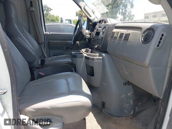 2011 Ford Econoline Cargo Commercial с VIN 1FTNE2EW0BDA09079, выставлен на аукционе IAAI как лот 42527730 с пробегом 104 024 миль миль и . История ставок и продаж доступна на DreamBid. Изображение 5.