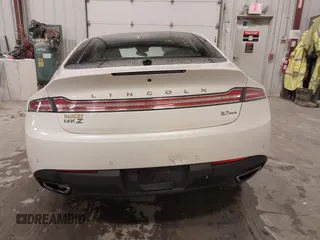 2016 Lincoln MKZ with VIN 3LN6L2JK0GR600486, listed as a IAAI auction lot 41943399 with 118,706 mi miles. Bid and sale history available at carsss.com. Image 17.