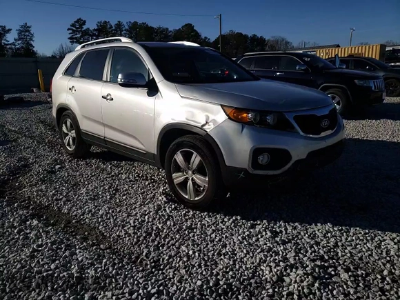 2013 Kia Sorento EX with VIN 5XYKU4A23DG376762, listed as a Copart auction lot 43710375 with 195,246 mi miles and Salvage Title. Bid and sale history available at carsss.com. Image 14.