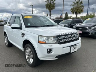 2013 Land Rover LR2 with VIN SALFR2BG3DH373085, listed as a Copart auction lot 48423905 with 102,445 mi miles and Clean Title. Bid and sale history available at DreamBid. Image 1.