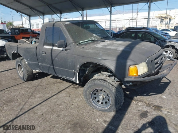 2004 Ford Ranger XL with VIN 1FTYR10D94PB31121, listed as a IAAI auction lot 41049276 with 178,294 mi miles. Bid and sale history available at carsss.com. Image 1.