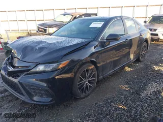 2021 Toyota Camry SE Nightshade with VIN 4T1G11AKXMU404242, listed as a IAAI auction lot 41444006 with 60,475 mi miles. Bid and sale history available at carsss.com. Image 17.