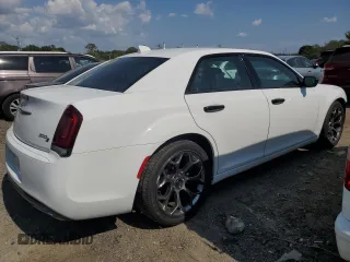 2017 Chrysler 300 S with VIN 2C3CCABG9HH663454, listed as a Copart auction lot 72238054 with 119,870 mi miles and Salvage Title. Bid and sale history available at DreamBid. Image 3.
