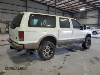 2003 Ford Excursion Eddie Bauer with VIN 1FMSU45P23EC07826, listed as a Copart auction lot 83909884 with 261,656 mi miles and Clean title. Bid and sale history available at DreamBid. Image 3.