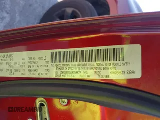 2018 Ram 1500 Express z VIN 1C6RR6KG5JS259672, wystawiony jako IAAI lot #41698317 z przebiegiem 93 789 mil mil oraz . Historia ofert i sprzedaży dostępna na DreamBid. Obrazek 9.