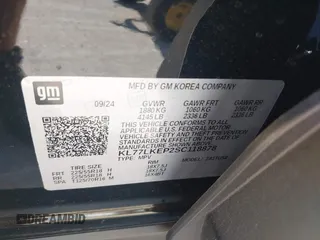 2025 Chevrolet Trax ACTIV with VIN KL77LKEP2SC118878, listed as a IAAI auction lot 41914328 with 1,003 mi miles. Bid and sale history available at carsss.com. Image 9.