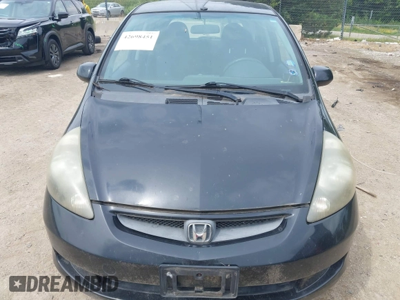 2007 Honda Fit with VIN JHMGD38437S014676, listed as a IAAI auction lot 42698451 with 288,354 mi miles and . Bid and sale history available at DreamBid. Image 6.