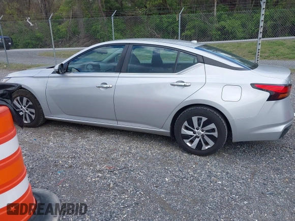 2019 Nissan Altima S with VIN 1N4BL4BV7KC237320, listed as a IAAI auction lot 41984009 with 165,765 mi miles and . Bid and sale history available at DreamBid. Image 14.