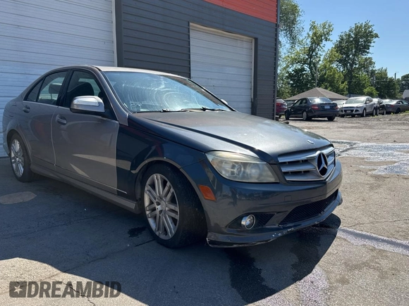 2009 Mercedes-Benz C 300 Sport z VIN WDDGF81X19R071486, wystawiony jako Copart lot #57711575 z przebiegiem 188 430 mil mil oraz Czysty tytuł • Clean title. Historia ofert i sprzedaży dostępna na DreamBid. Obrazek 1.