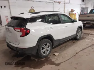 2023 GMC Terrain SLE z VIN 3GKALTEG4PL169930, wystawiony jako IAAI lot #41506508 z przebiegiem 13 728 mil mil oraz . Historia ofert i sprzedaży dostępna na DreamBid. Obrazek 4.
