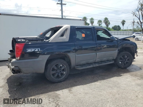 2005 Chevrolet Avalanche Z71 with VIN 3GNEK12Z95G259632, listed as a Copart auction lot 70786614 with 0 mi miles and Non Repairable. Bid and sale history available at carsss.com. Image 3.