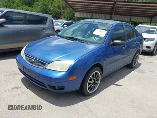 2005 Ford Focus S with VIN 1FAFP34N65W158687, listed as a IAAI auction lot 42706418 with Not provided miles and . Bid and sale history available at DreamBid. Image 2.