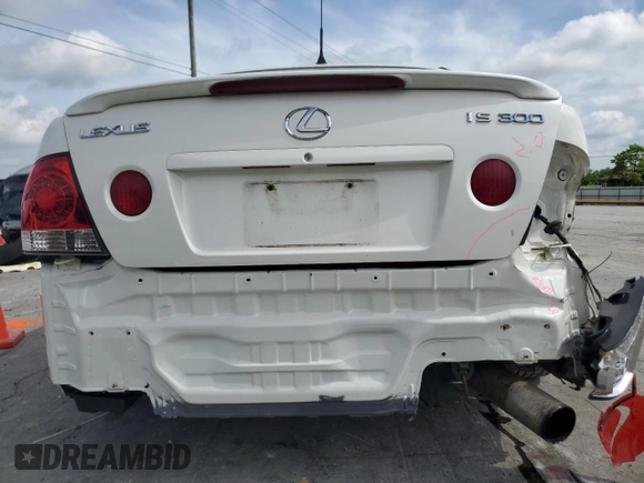 2001 Lexus IS 300/350 z VIN JTHBD182X10020782, wystawiony jako Copart lot #55508775 z przebiegiem 207 762 mil mil oraz Szkody całkowita. Historia ofert i sprzedaży dostępna na DreamBid. Obrazek 6.