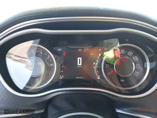 2015 Dodge Challenger SXT Plus with VIN 2C3CDZBG9FH717750, listed as a IAAI auction lot 41797958 with 189,139 mi miles. Bid and sale history available at carsss.com. Image 7.