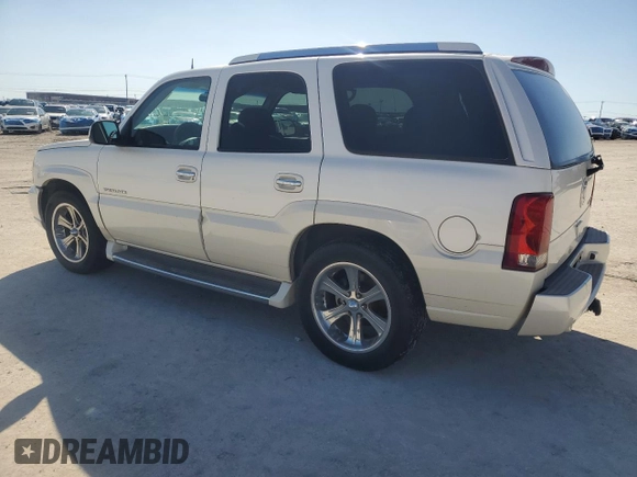 2003 Cadillac Escalade с VIN 1GYEC63T63R290034, выставлен на аукционе Copart как лот 46844735 с пробегом 304 433 миль миль и Чистый • Clean title. История ставок и продаж доступна на DreamBid. Изображение 2.