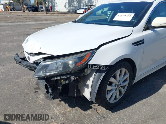 2015 Kia Optima LX with VIN KNAGM4A72F5616233, listed as a IAAI auction lot 41824232 with 163,006 mi miles. Bid and sale history available at carsss.com. Image 6.