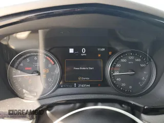 2023 Cadillac XT5 FWD Premium Luxury with VIN 1GYKNCRS7PZ150378, listed as a Copart auction lot 71792184 with 21,631 mi miles and Salvage Title. Bid and sale history available at carsss.com. Image 9.