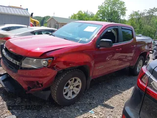 2018 Chevrolet Colorado 4WD LT z VIN 1GCGTCENXJ1214811, wystawiony jako IAAI lot #42418878 z przebiegiem 80 453 mil mil oraz . Historia ofert i sprzedaży dostępna na DreamBid. Obrazek 17.