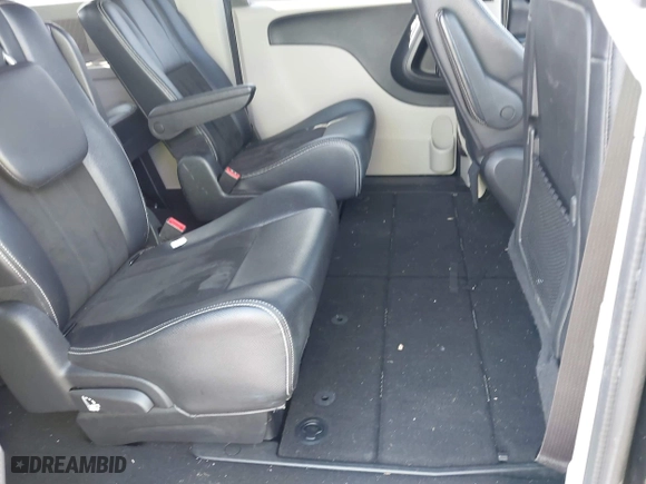 2019 Dodge Grand Caravan SXT with VIN 2C4RDGCGXKR594862, listed as a IAAI auction lot 41941792 with 95,982 mi miles. Bid and sale history available at carsss.com. Image 8.