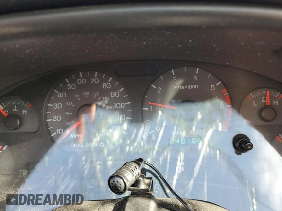 2000 Ford Mustang z VIN 1FAFP4449YF281935, wystawiony jako Copart lot #49970805 z przebiegiem 248 106 mil mil oraz Szkoda całkowita • Salvage title. Historia ofert i sprzedaży dostępna na DreamBid. Obrazek 9.