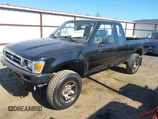 1993 Toyota Pickup DLX с VIN JT4VN13D0P5117232, выставлен на аукционе IAAI как лот 42465811 с пробегом 277 253 миль миль и . История ставок и продаж доступна на DreamBid. Изображение 2.