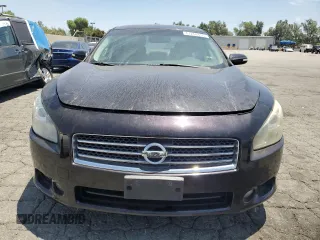 2011 Nissan Maxima SV z VIN 1N4AA5AP8BC811367, wystawiony jako Copart lot #61268655 z przebiegiem 147 230 mil mil oraz Czysty tytuł • Clean title. Historia ofert i sprzedaży dostępna na DreamBid. Obrazek 5.