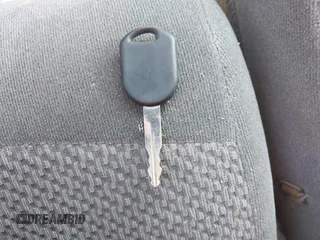 1999 Ford F-150 с VIN 1FTRX17W5XNA42082, выставлен на аукционе IAAI как лот 40599993 с пробегом Не указан миль и . История ставок и продаж доступна на DreamBid. Изображение 11.