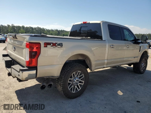 2017 Ford F-250 Lariat z VIN 1FT7W2BT4HEE81000, wystawiony jako Copart lot #54403275 z przebiegiem 125 666 mil mil oraz Czysty tytuł • Clean title. Historia ofert i sprzedaży dostępna na DreamBid. Obrazek 3.