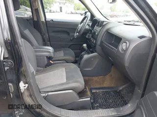 2016 Jeep Patriot Sport with VIN 1C4NJPBB9GD554487, listed as a IAAI auction lot 42796788 with 151,086 mi miles and . Bid and sale history available at DreamBid. Image 5.